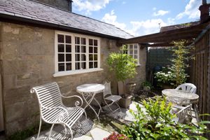 Courtyard Cottage Garden- click for photo gallery